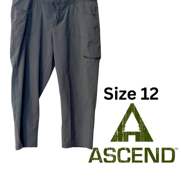Ascend Pants - EUC Ascend Women's Dark Gray Straight Leg Utility Hiking Pants in Size 12
